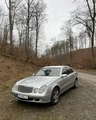 pomorskie Mercedes-Benz Klasa E cena 13000 przebieg: 347800, rok produkcji 2003 z Międzylesie